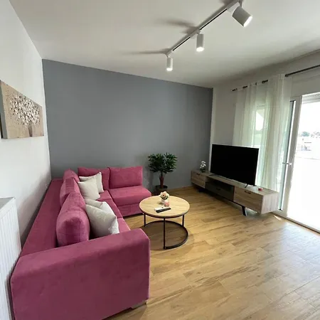 Velvet Violet - At088 Apartment *